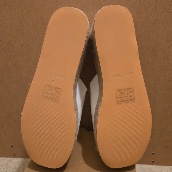 Princess Polly White Platform Slides - Picture 7 of 7